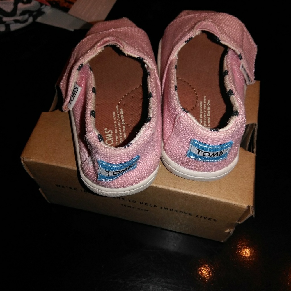 Baby Shoes - Picture 5 of 5